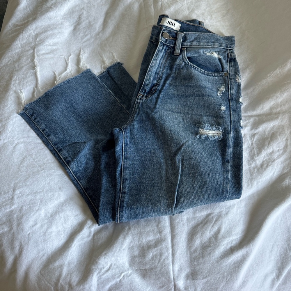 JBD Distressed Cropped Denim - PETITE HEIGHT